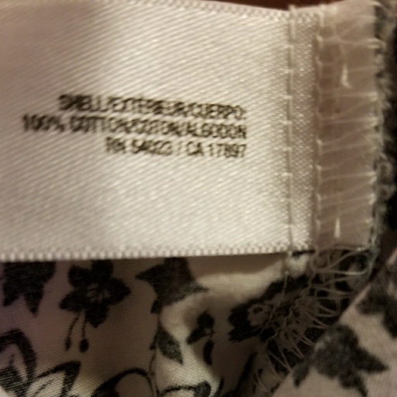 Long sleeved flowered button down shirt. - Picture 5 of 5